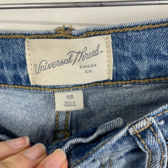 Universal Thread Light Wash Denim Distressed High-Rise 90’s Slim Jeans 4R W - Picture 7 of 14